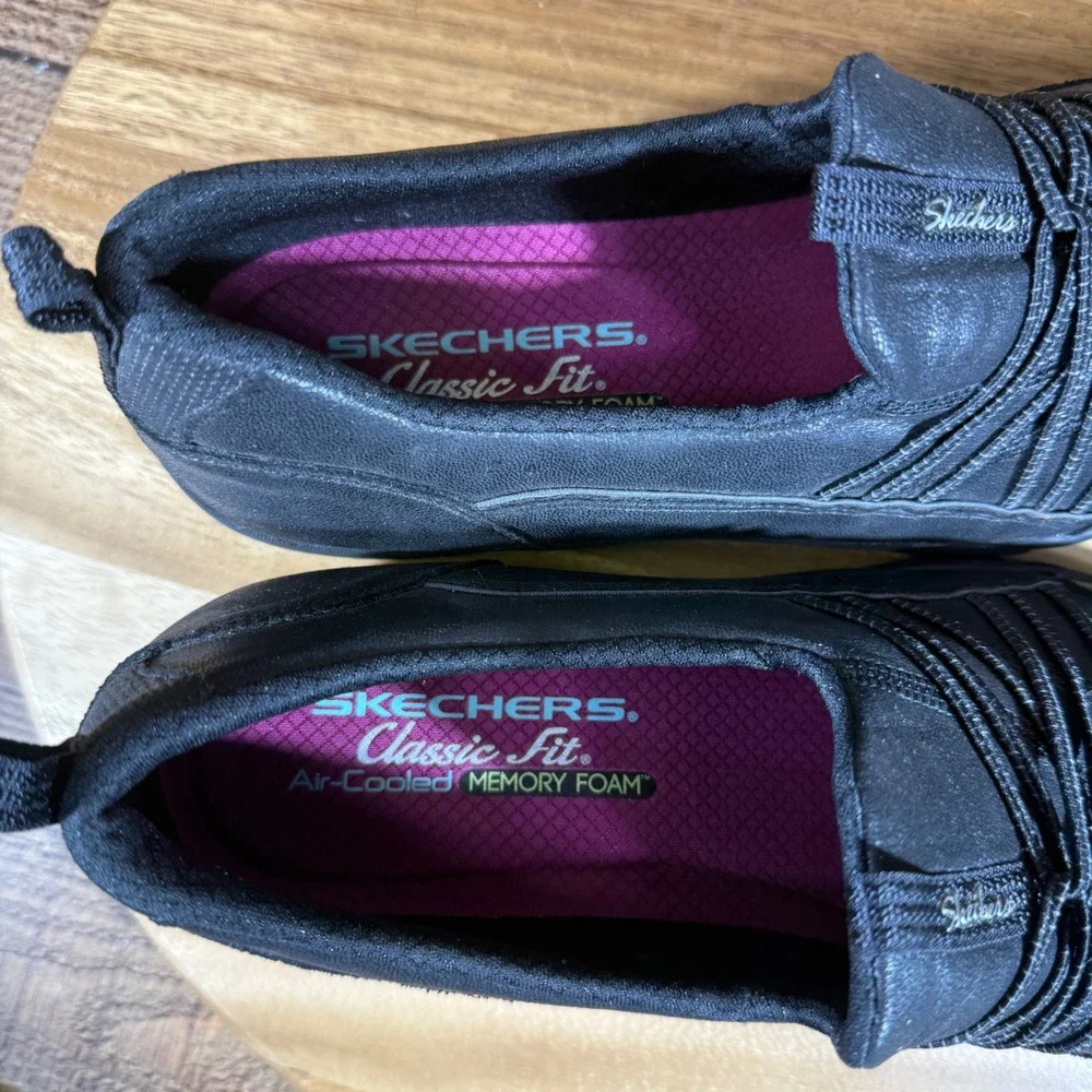 Skechers Loafers Womens 9.5 Black Empress Slip On Shoes 23113 Memory Foam
